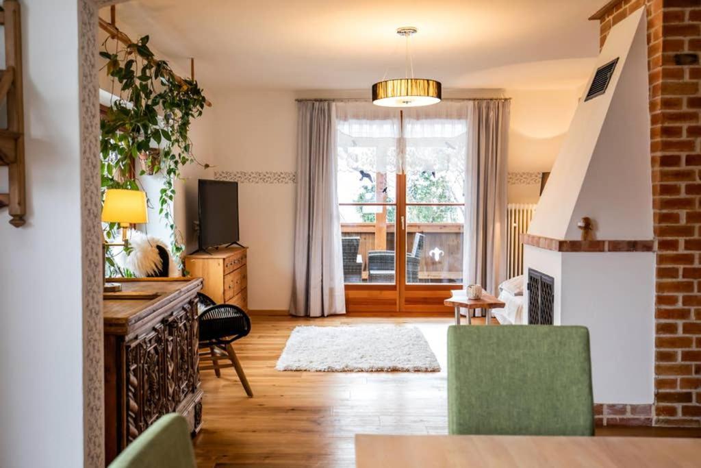 Haus Weidmannsheil - Wohnen Im Romantischen Forsthaus Верфен Екстериор снимка